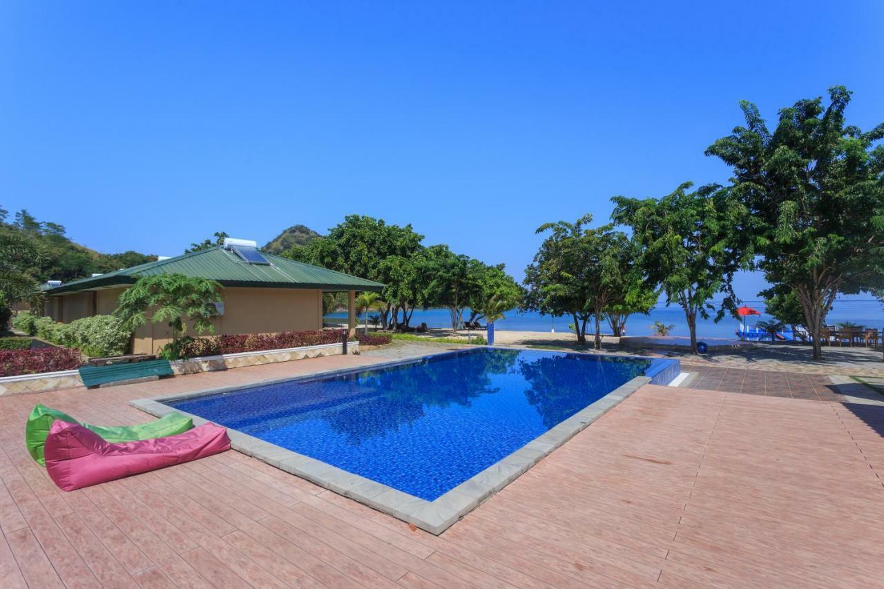 Sylvia Hotel & Resort Komodo ลาบวนบาโจ ภายนอก รูปภาพ